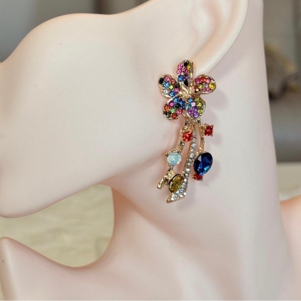 Floral Multicolor Crystal Drop Earrings.